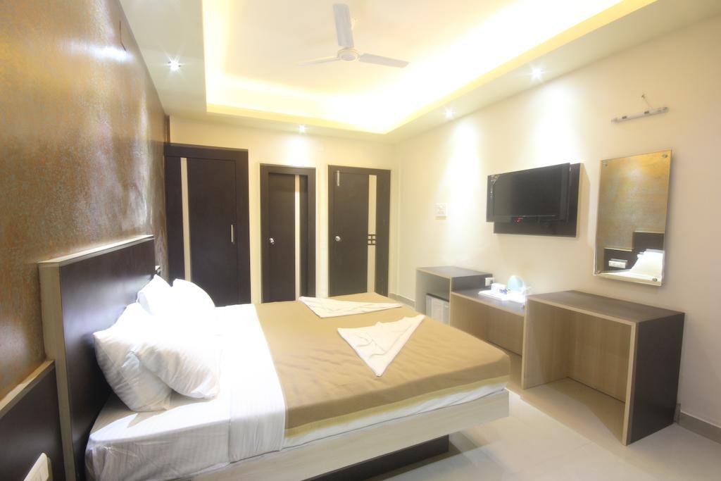 Urmee Hotel Bhubaneswar Habitación foto