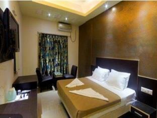 Urmee Hotel Bhubaneswar Exterior foto